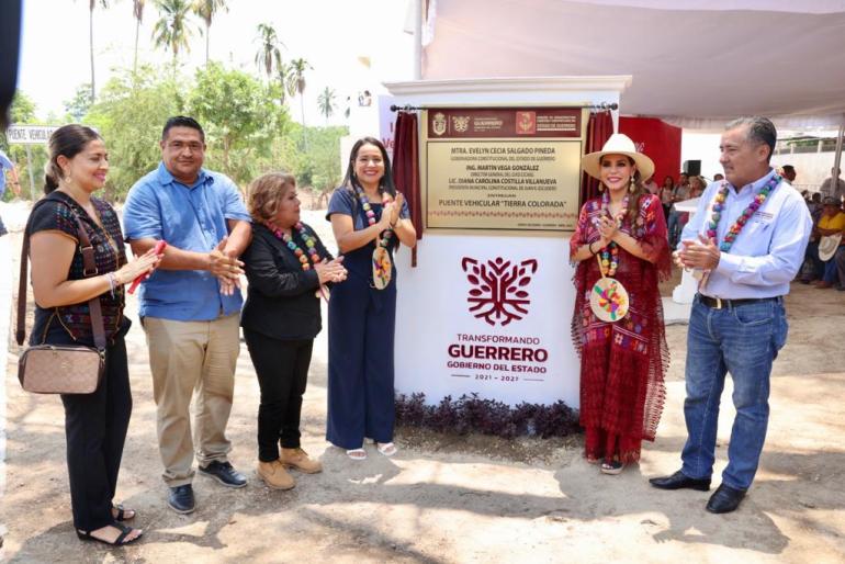 Entrega la gobernadora obras de impacto social por más de 28 MDP en Tierra Colorada