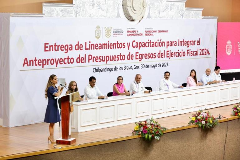 Ahorro, disciplina fiscal, optimización de recursos y distribución equitativa de recursos, proyecta gobierno de Evelyn en Presupuesto 2024